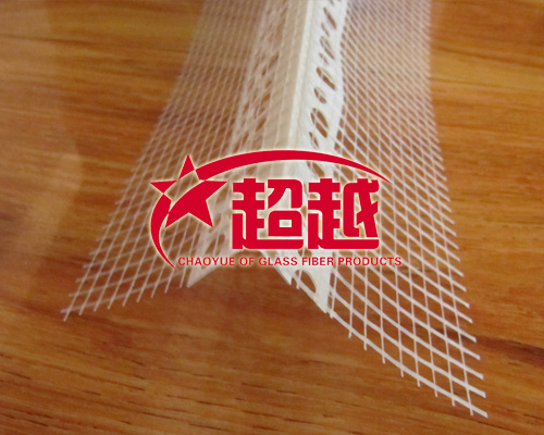 在建筑工程中為了阻止水由豎向墻面流到底側(cè)墻面而設(shè)計，沿結(jié)構(gòu)下部周圍布置的凹槽狀部位，叫做PVC墻體滴水線